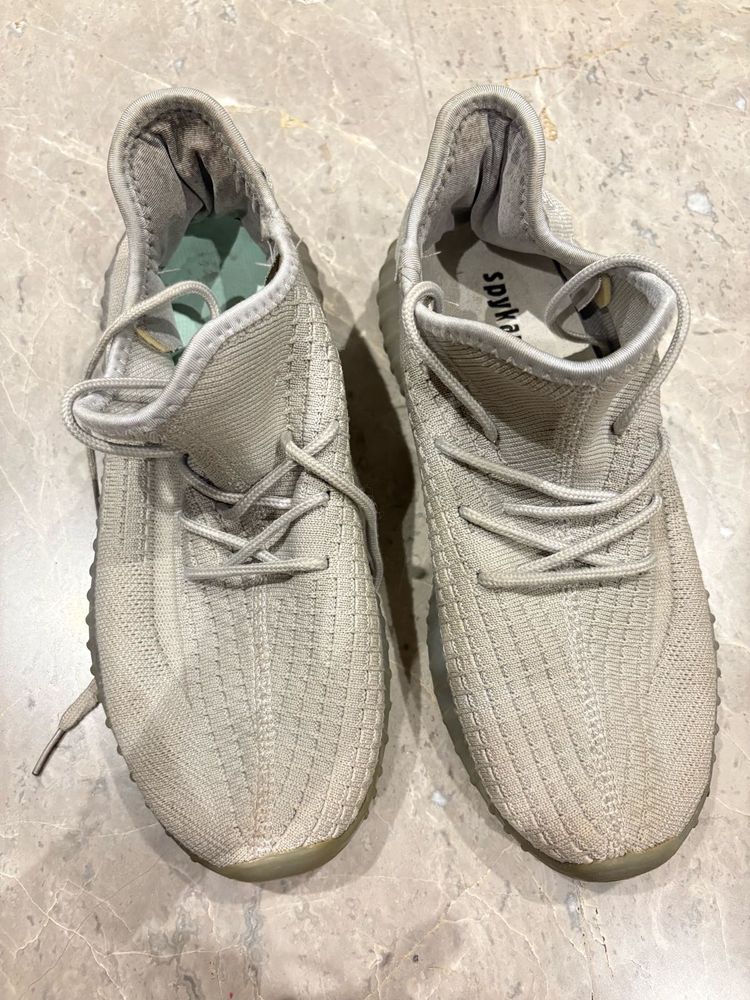 Spykar Brand - Style Yeezy Boost 350 V2 Sneakers