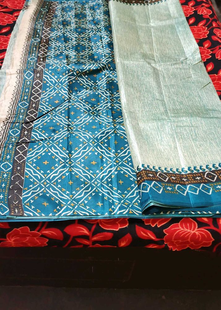 Teal &amp; White Printed Fabric