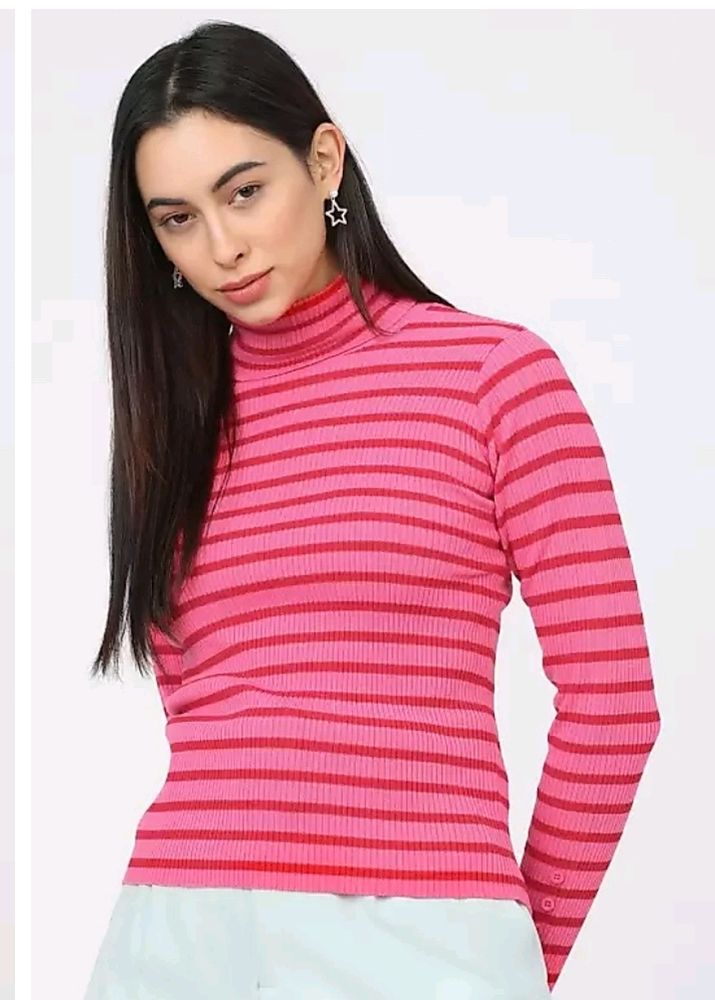 Stripped High Neck Women&#39;s Top