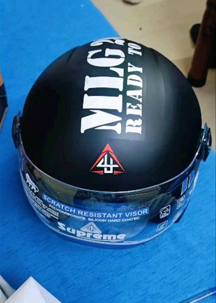 4U SUPREME HELMET