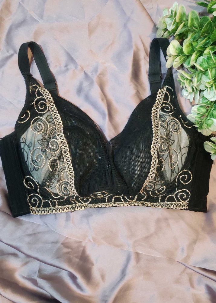black embrodery bra