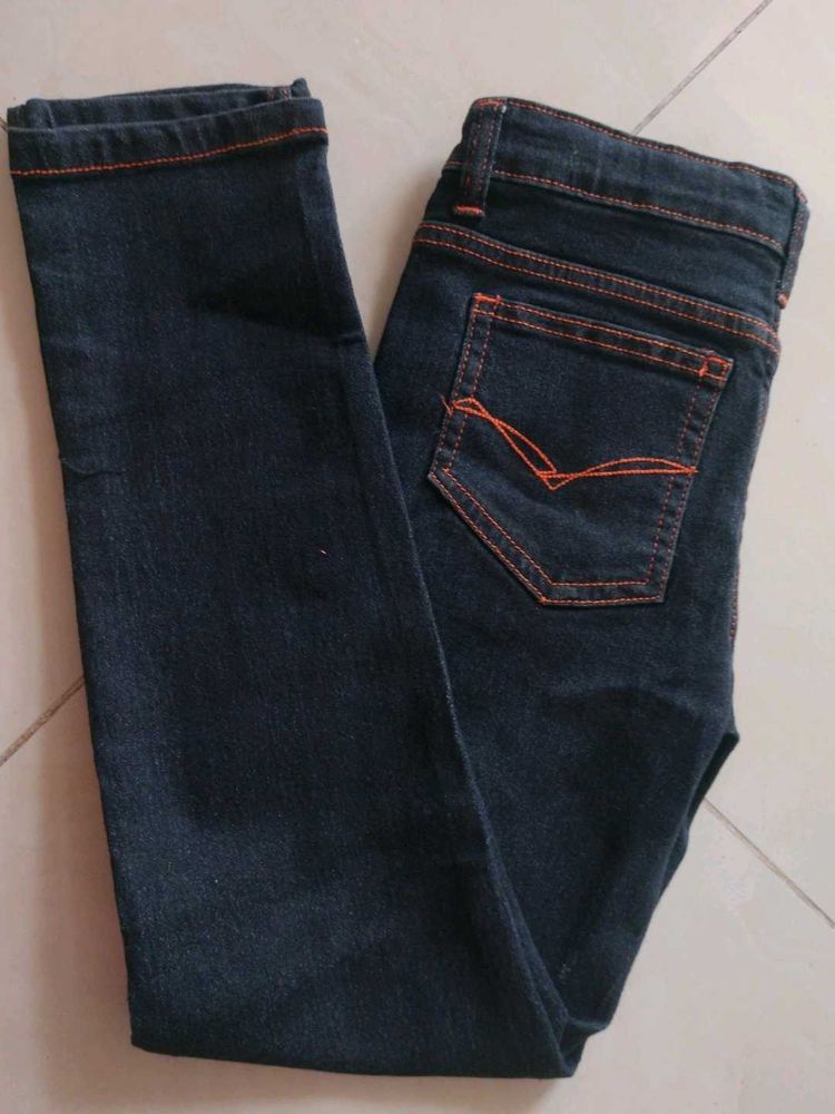 New Dark colour Jeans 8-10 y