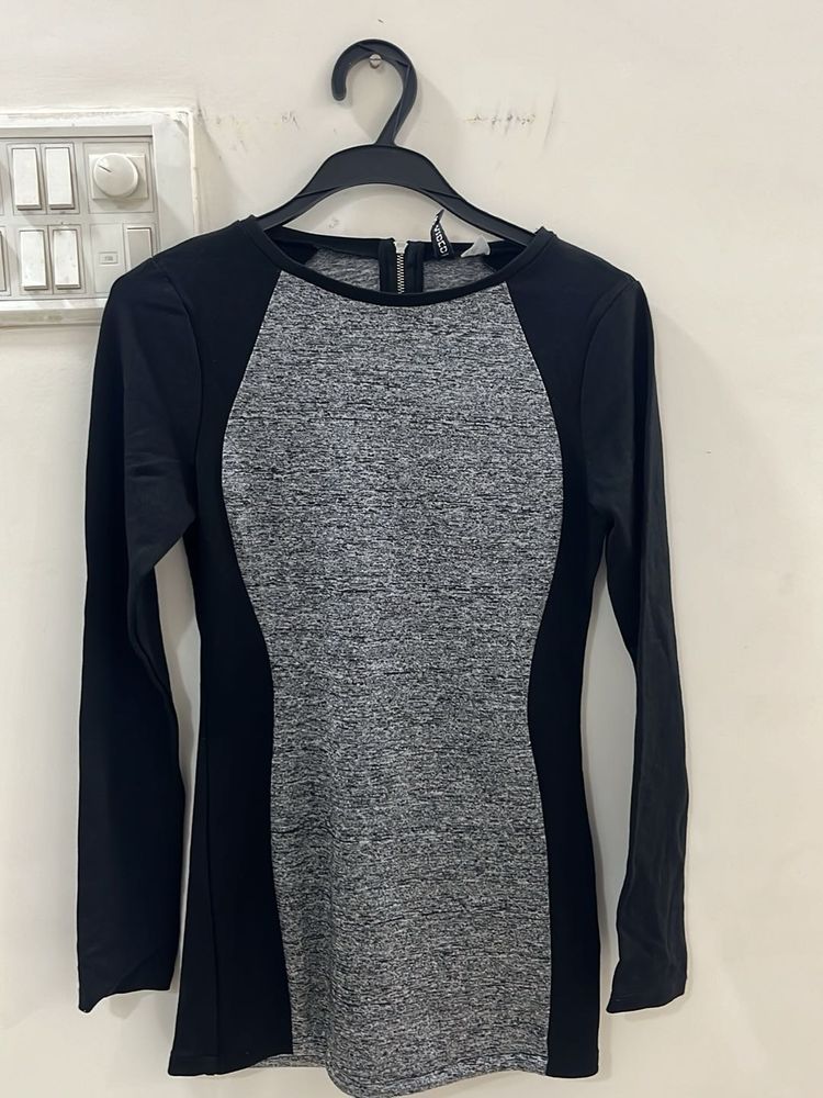 H&amp;M Black &amp; Gray Long Sleeve Dress
