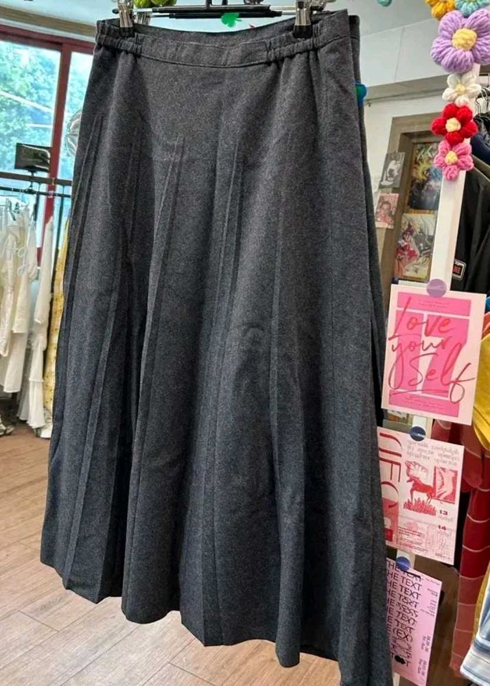 Elegant Grey Maxi Skirt