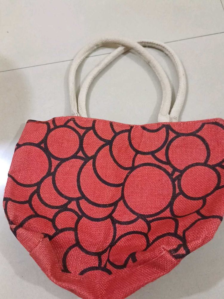 beautiful jute hand bag