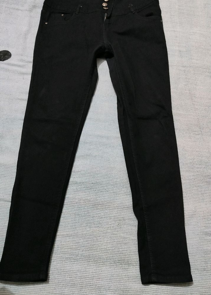 Skinny Black Jeans