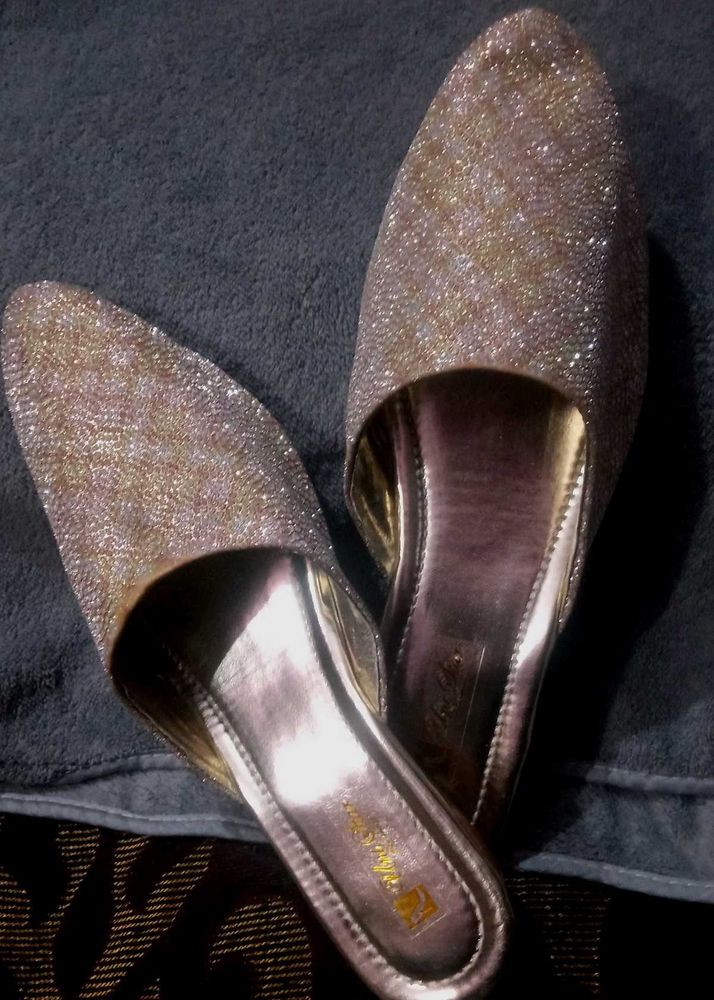 Beautiful Foot Wear For Women