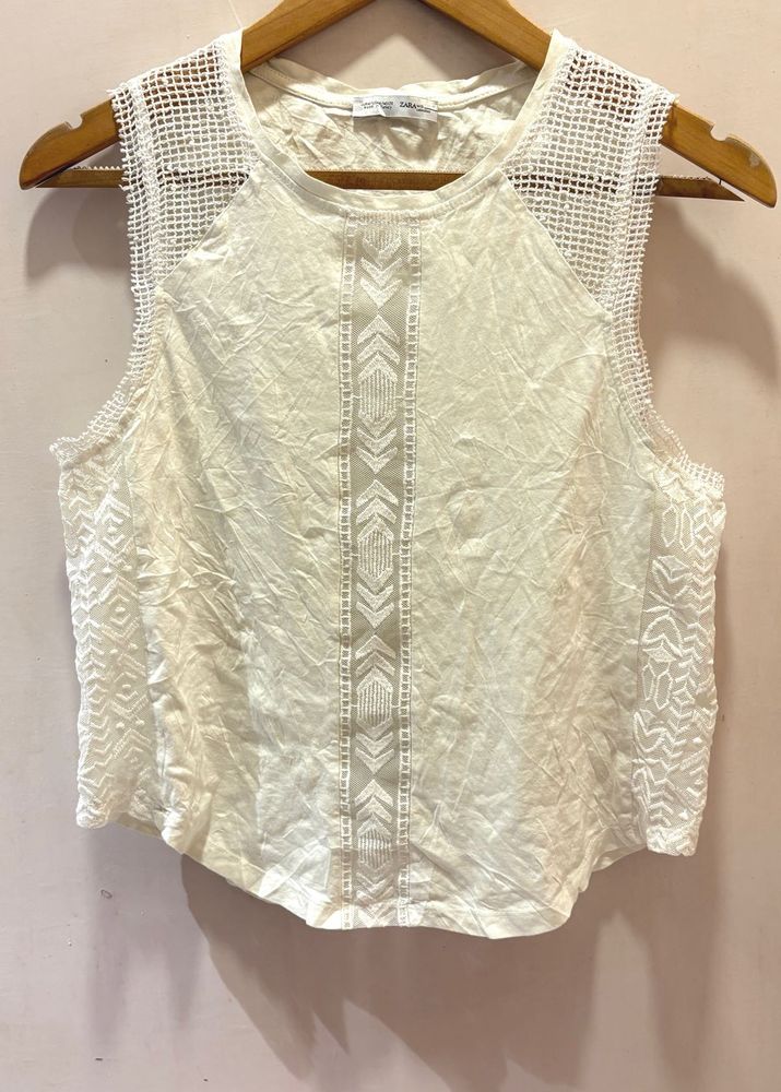 ZARA BEAUTIFUL LACE EMBROIDERED Top