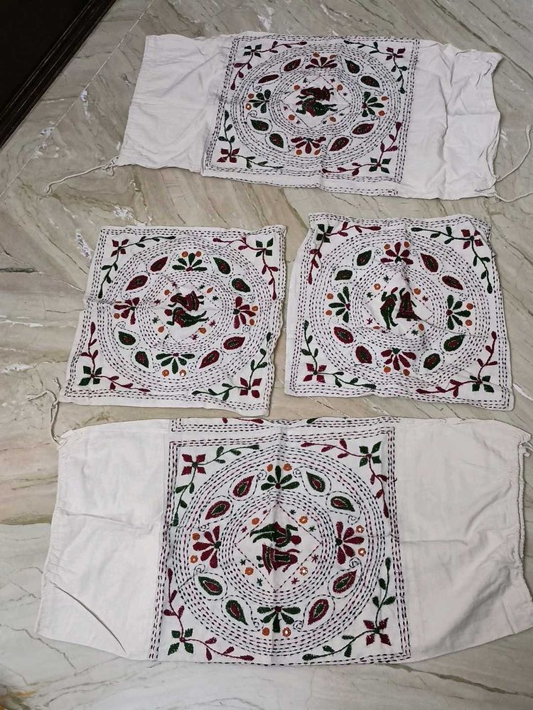 2round Cushion+2 Square Pillow Cover Set
