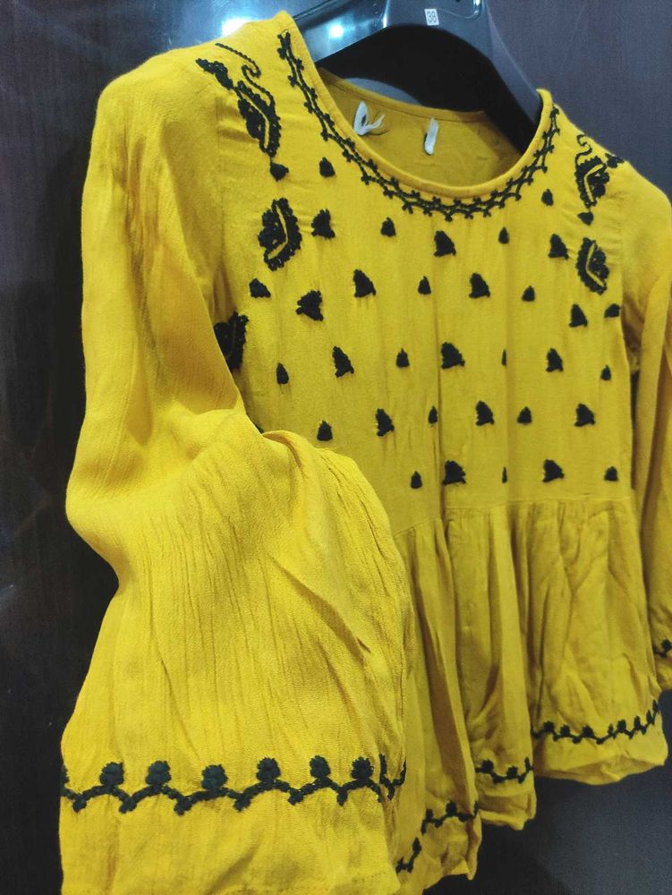 Mustard Yellow Short Kurti 💛