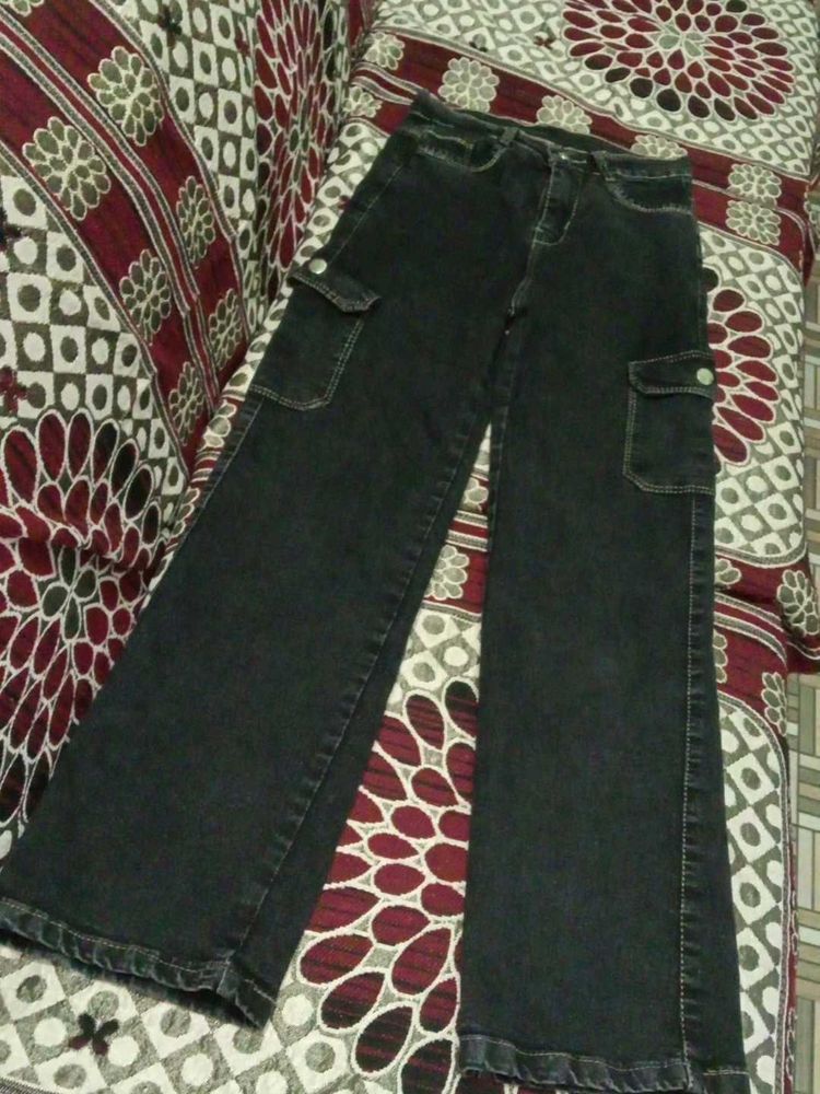 Black Cargo Jeans 🎀