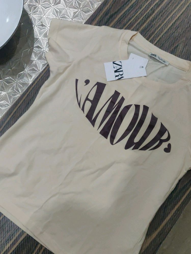 ZARA T-SHIRT