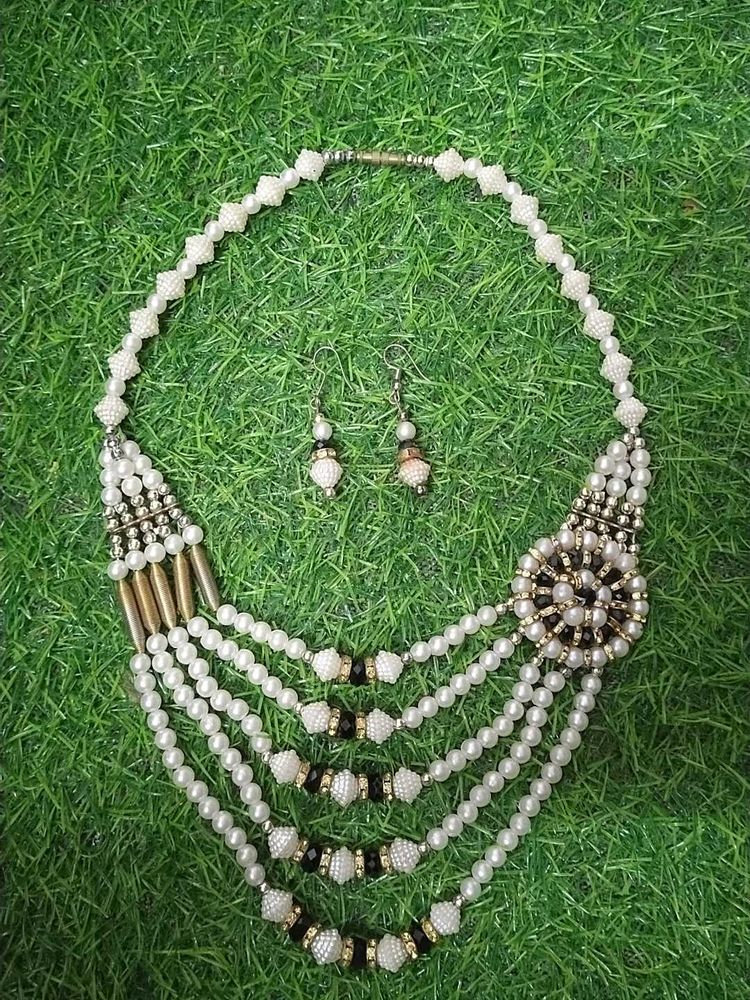 &#34;Traditional yet classy – Designer Pearl Mala now