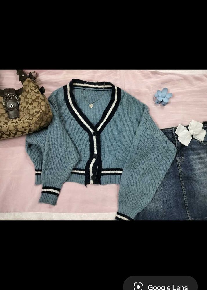 Cute Blue Cropped Cardigan