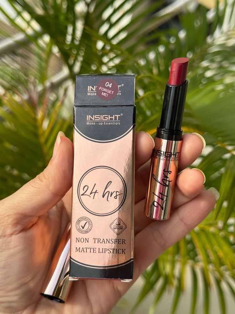 NEW! Insight 24hr Matte Non Transfer Lipstick - 04