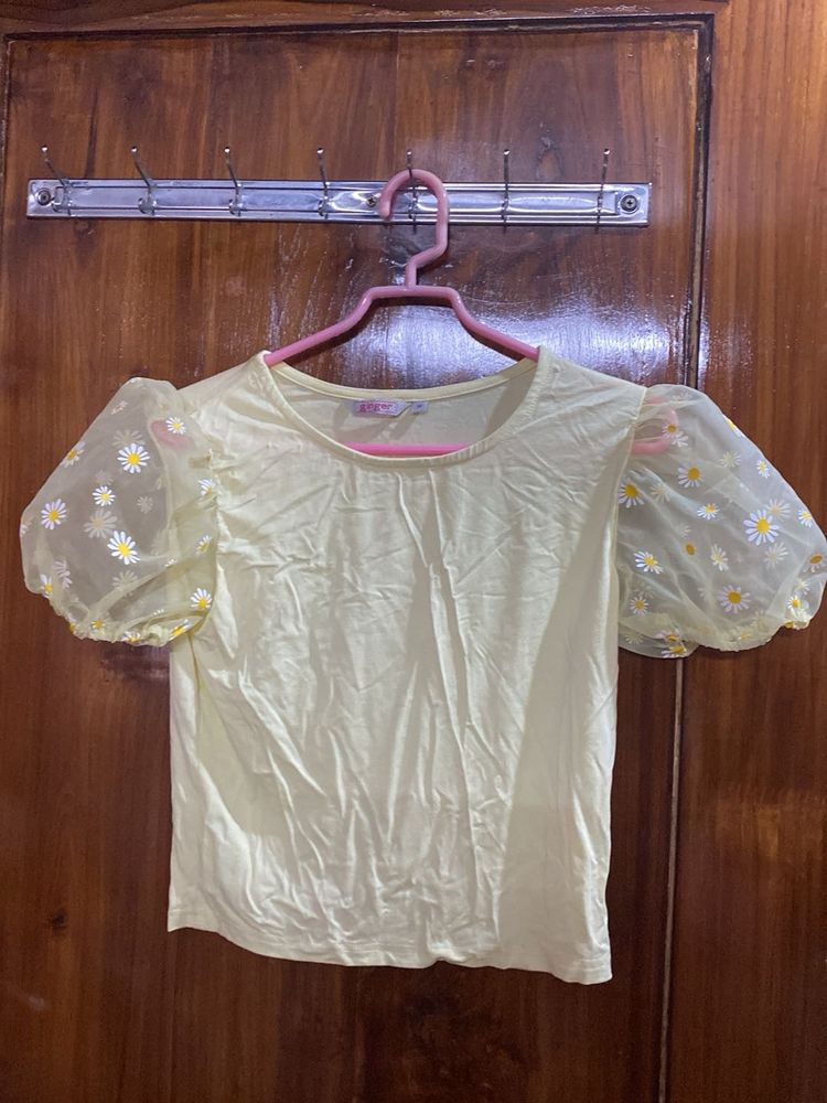 Daisy Puff Sleeve Top