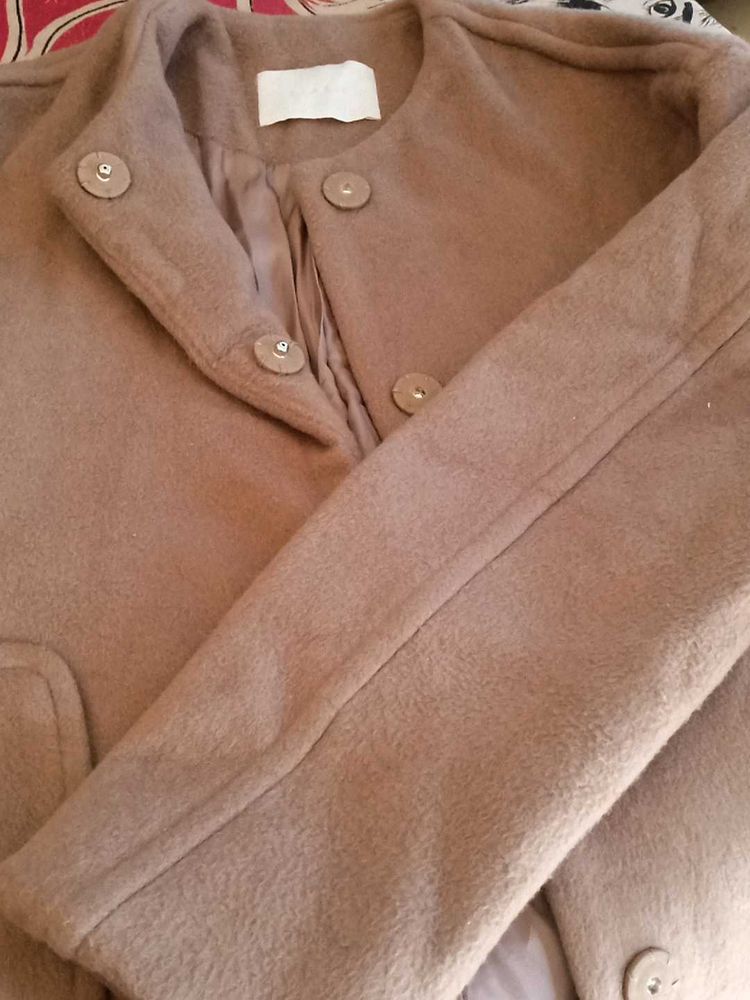 Stylish Blazer With Pocketeer