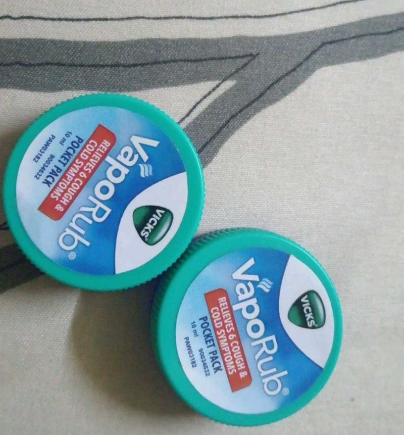 2 Vicks VapoRub Pocket Pack