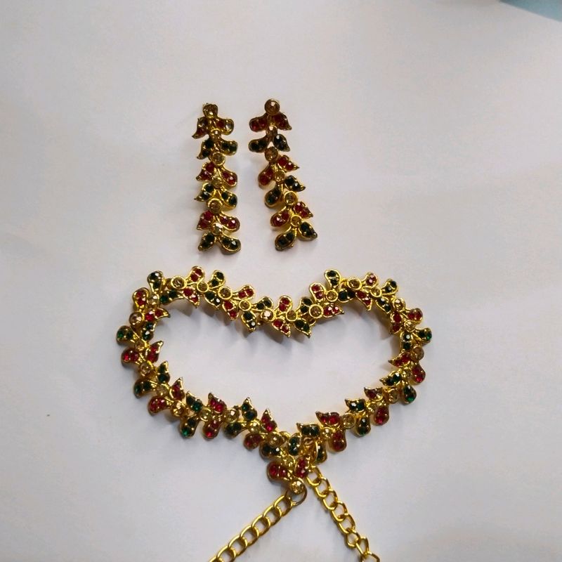 Fashionable Gold Plated Red Stone Necklace