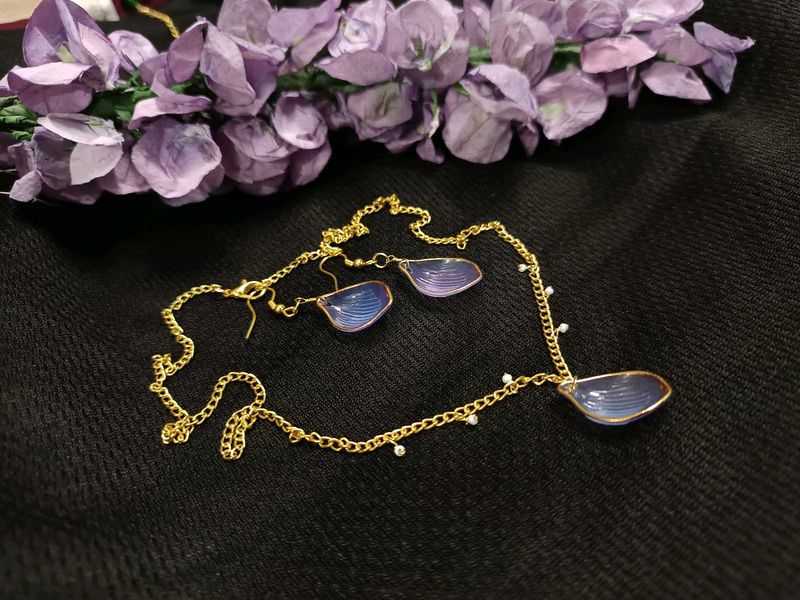 handmade Delicate Gold Necklace &amp; Earring Set