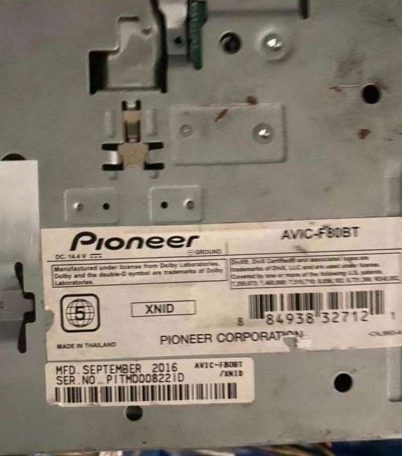 Pioneer AVIC F80BT - Car Stereo Player