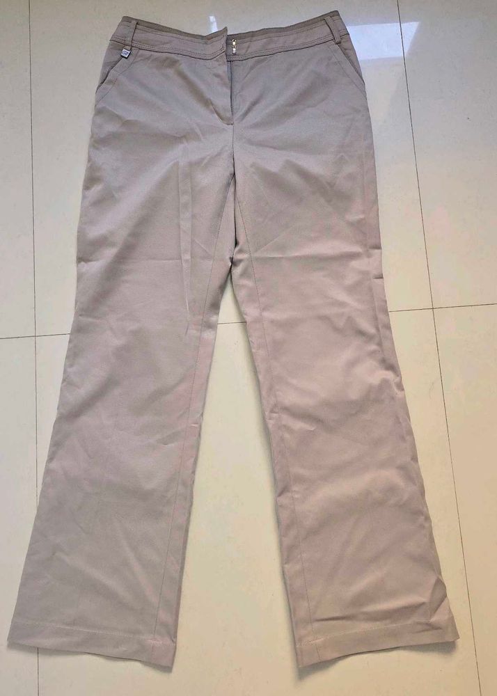 Casual warm grey Trousers