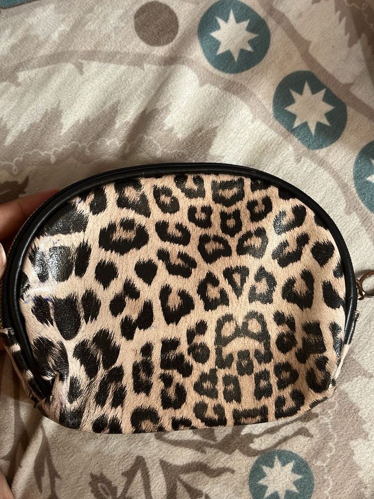 Leopard Print Chic Wallet