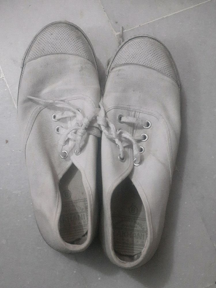 Lakhani School Shoes For Boys And Girls
