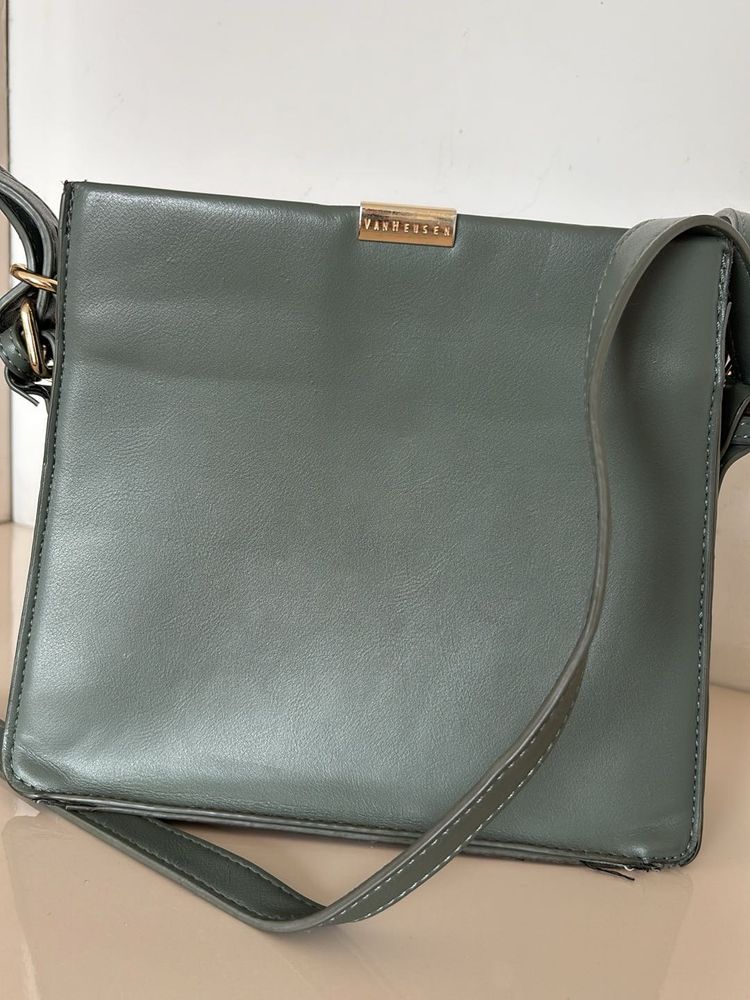 Van Heusen Elegant Crossbody Bag