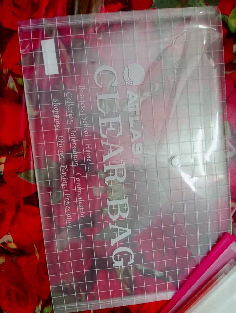 BRAND NEW ATLAS CLEAR CLIP FOLDER