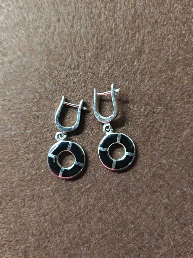 92.5 | Silver Chic Circle Dangle Earrings