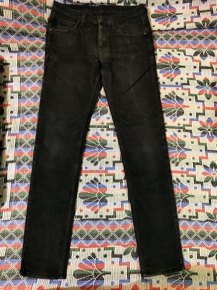 Lee Black Denims In Prefect Condition