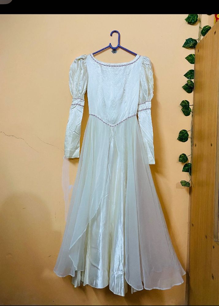 Vintage-Inspired White Gown