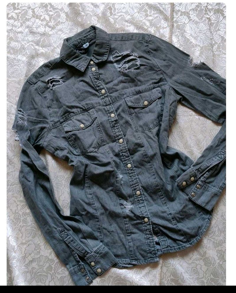 2 Shirts