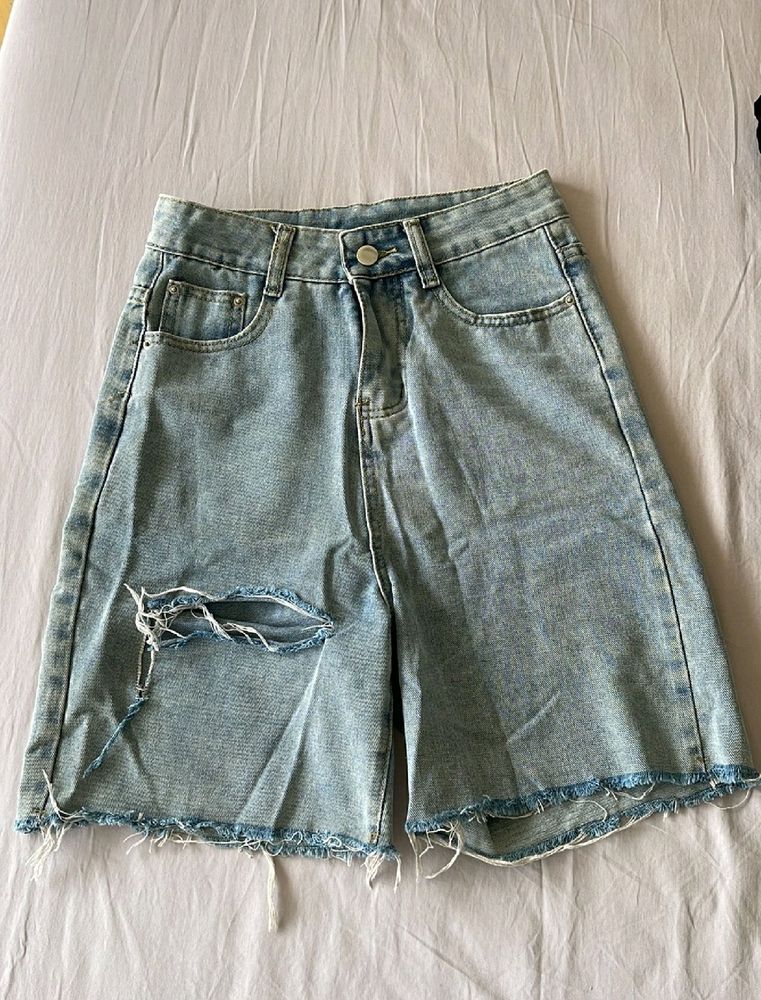 URBANIC Denim Jorts❗PRICE DROP❗
