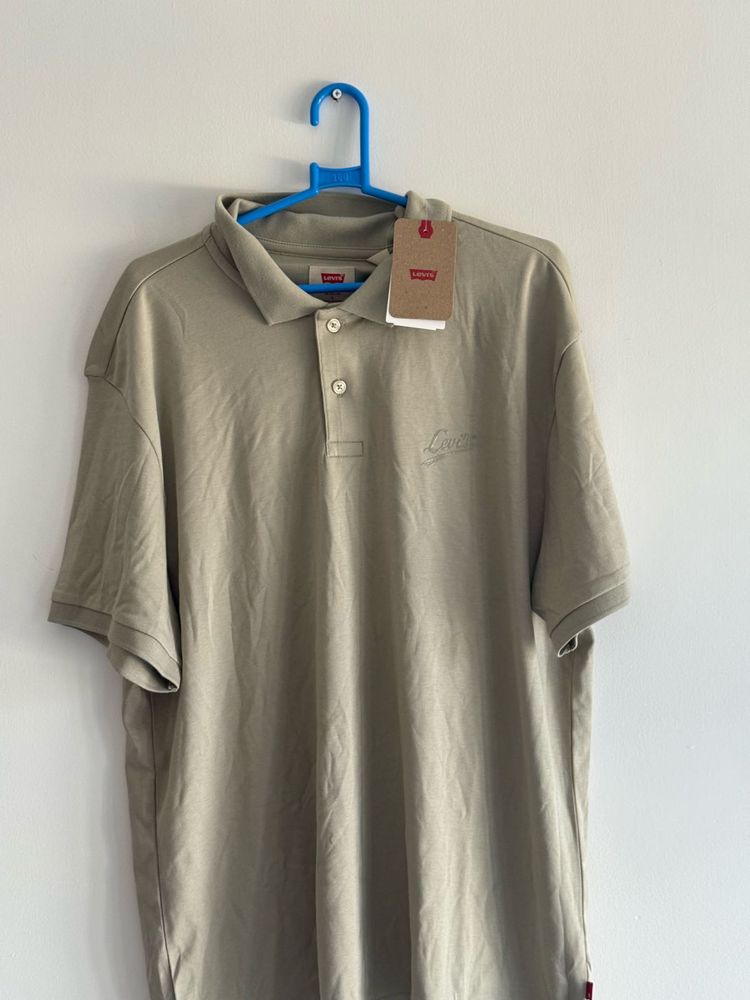 Levi&#39;s Polo Shirt - New with Tag