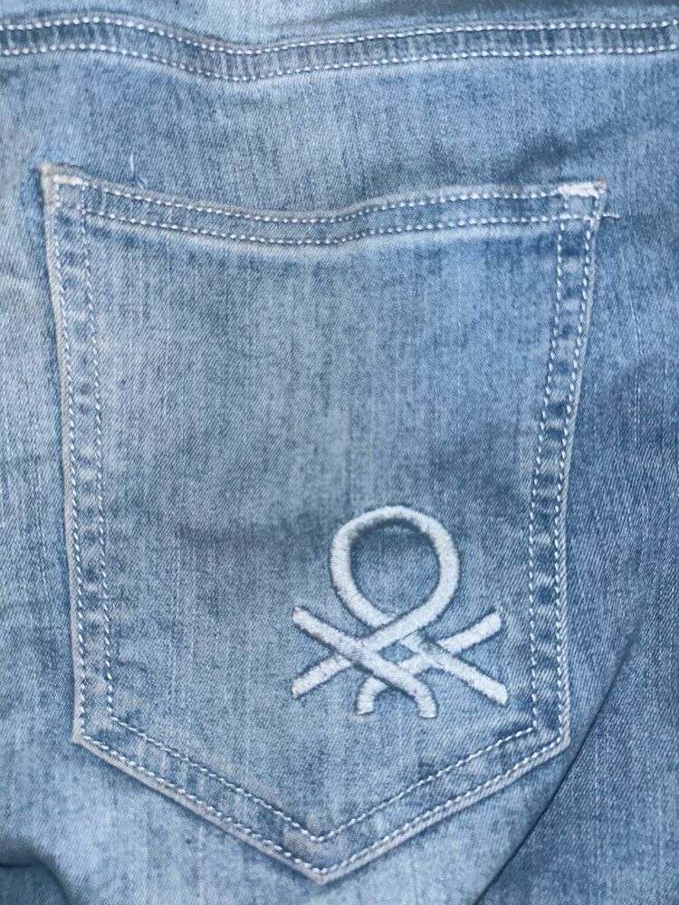 Benetton Light Wash Denim Jeans