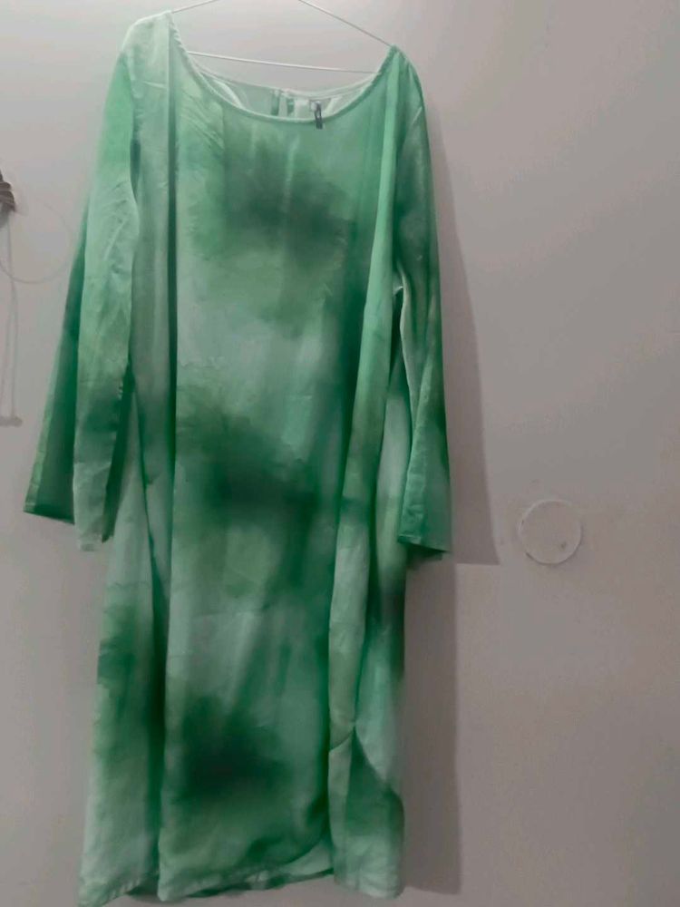 Green Tie-Dye Dress