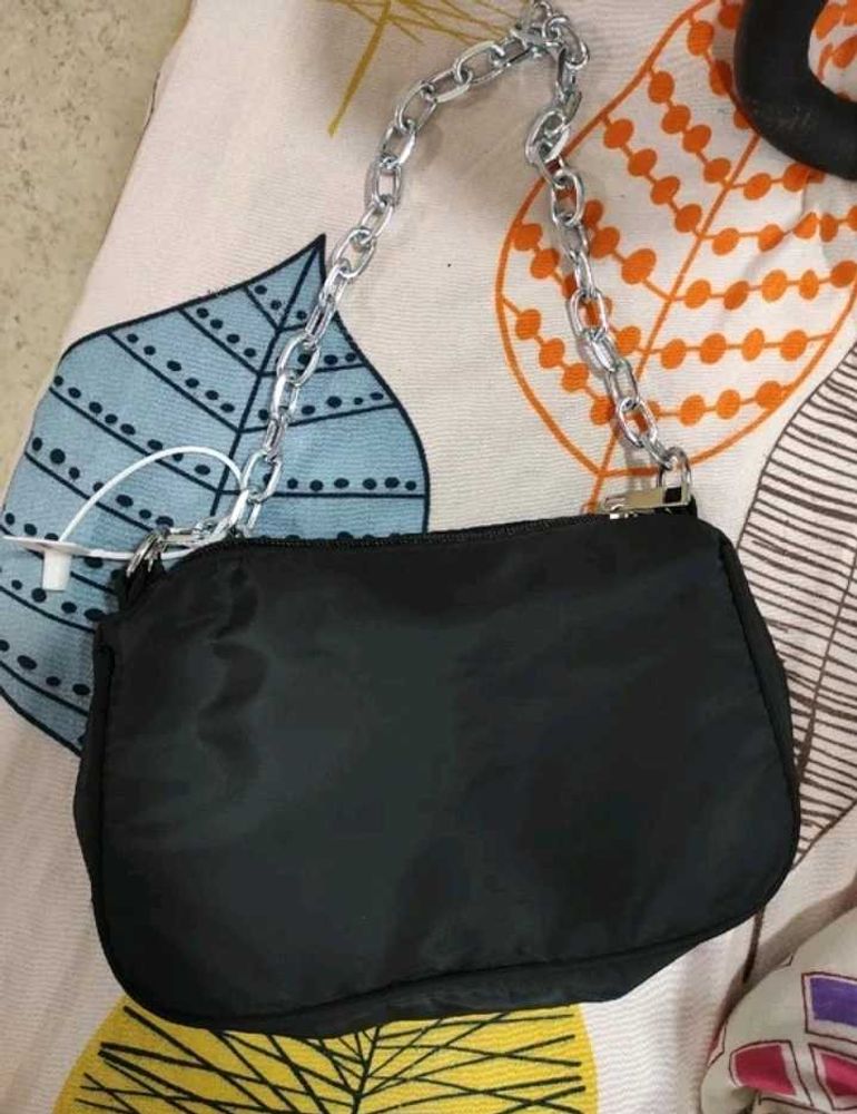 Solid Shoulder Bag