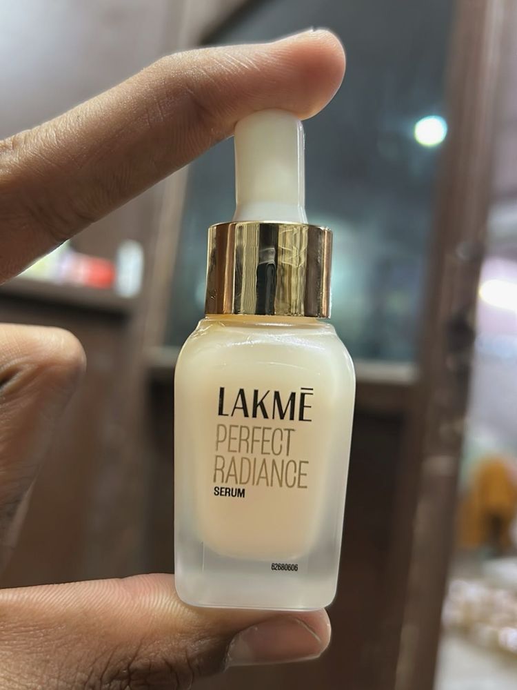 Lakme Skin Ultime Collection Perfect Radianc Serum