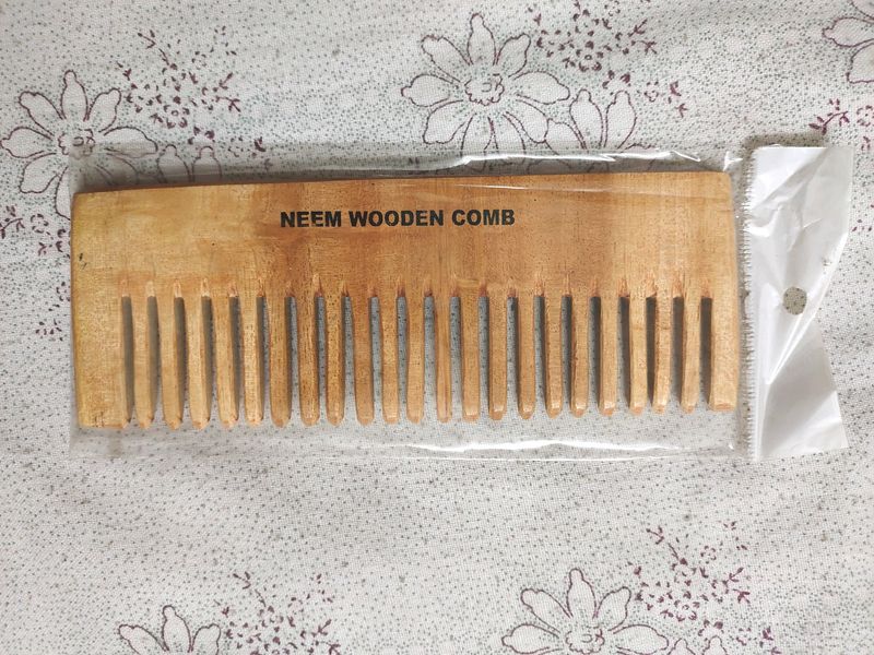 Wide Toothed Neem Wooden Comb