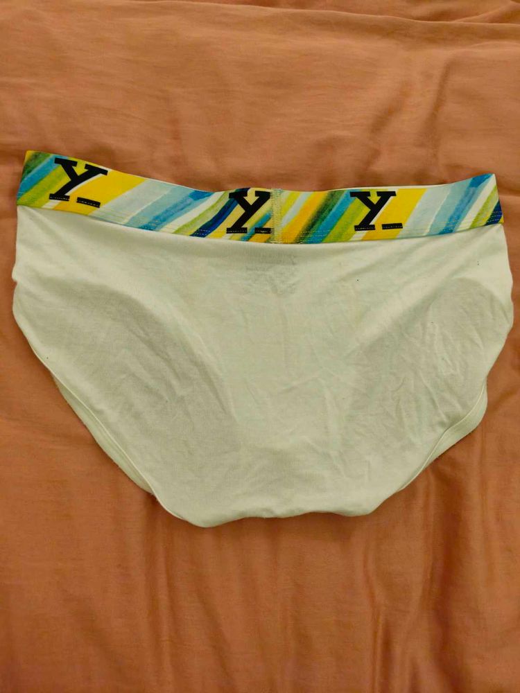 Asli Mard Ki Safed Chaddi (Underwear)