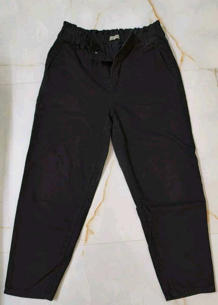 Black High-Waisted Pants