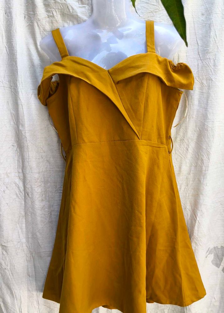 11 GORGEOUS DRESSES ITEMS IN JUST 199