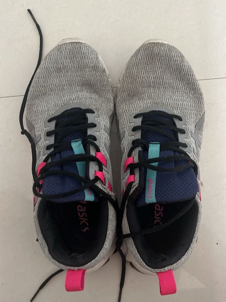 Asics Sneakers