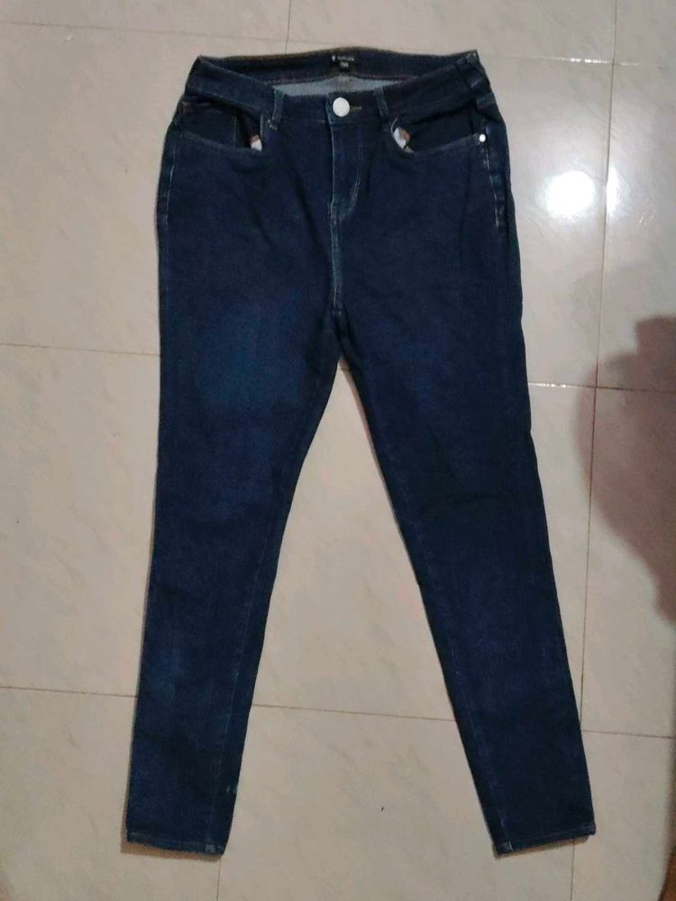 Women Vanheusen Skinny Jeans