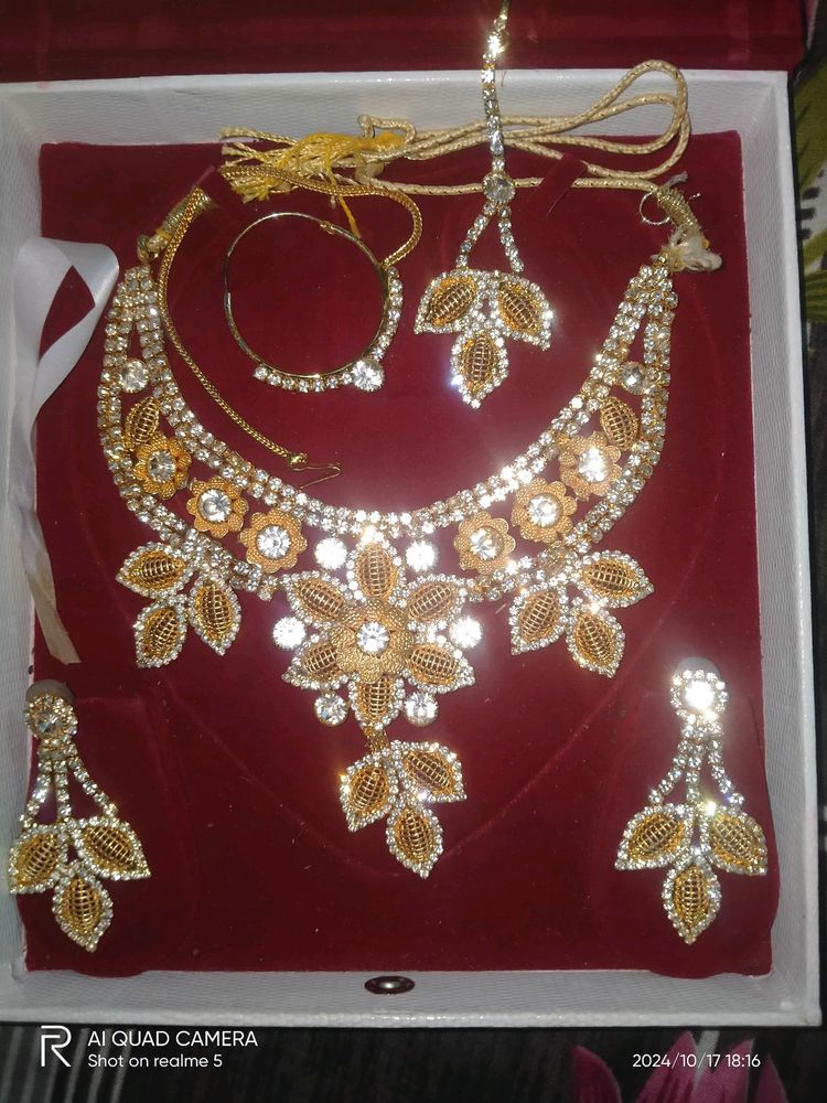 heavy elegant Necklace set 🔥