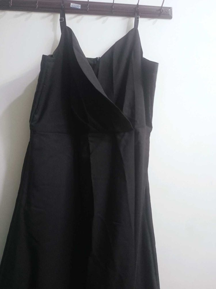 Midnight Muse Black Slit Gown