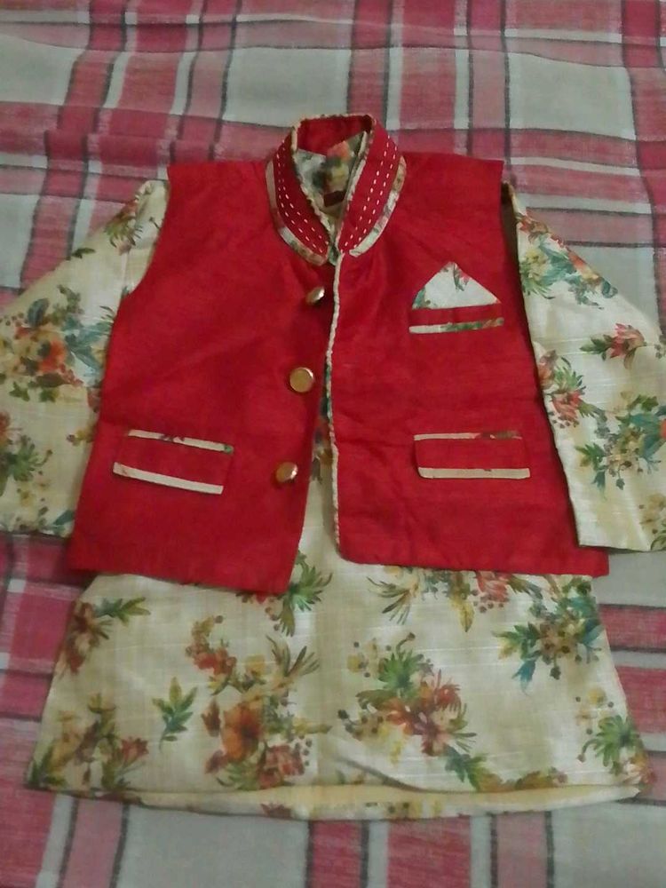 Floral Print Kurta with Red And White Jacket