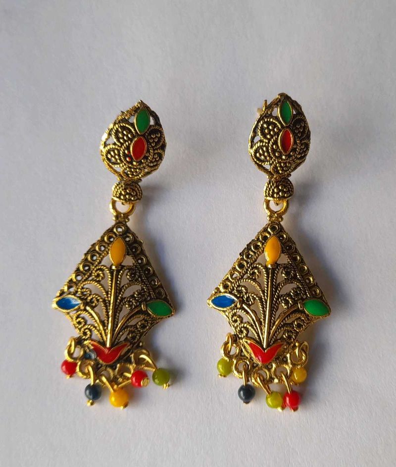 Vintage Style Dangle Earrings